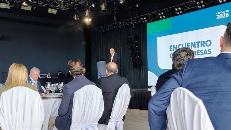 El presidente del Banco Nación, se reunió este lunes en Rosario con empresarios de la región.