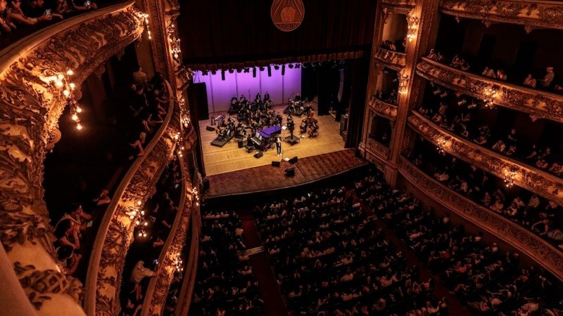 Fito Páez en el teatro El Círculo (Guido Adler)