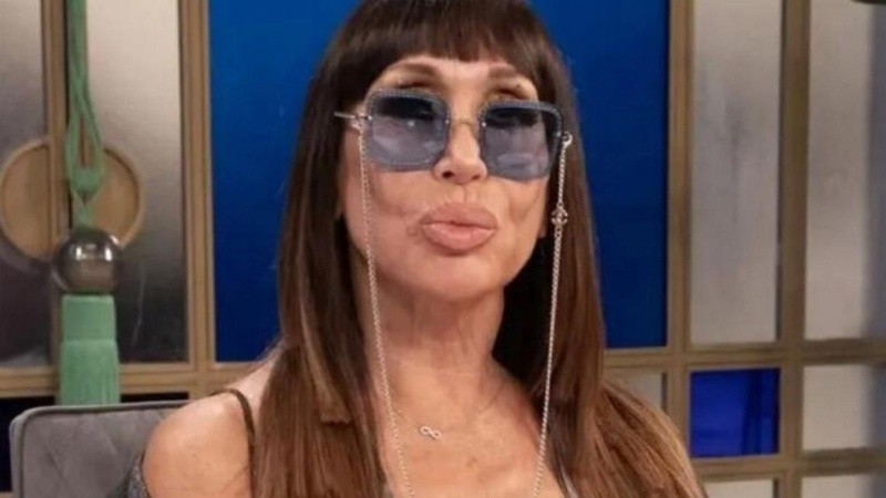 La actriz y conductora Moria Casán.