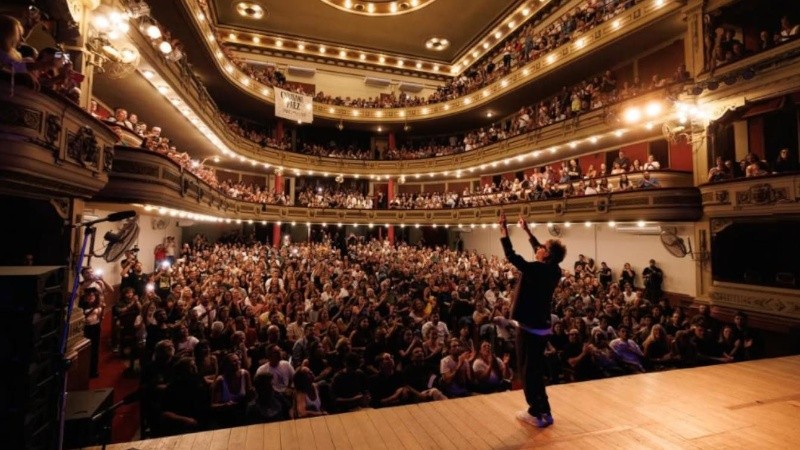Fito Páez en el Teatro Astengo (Guido Adler).