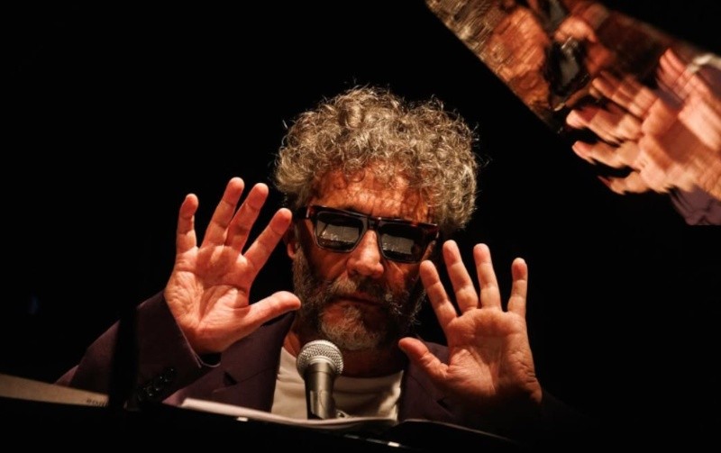 &nbsp;Fito Páez en el Teatro Astengo (Guido Adler).