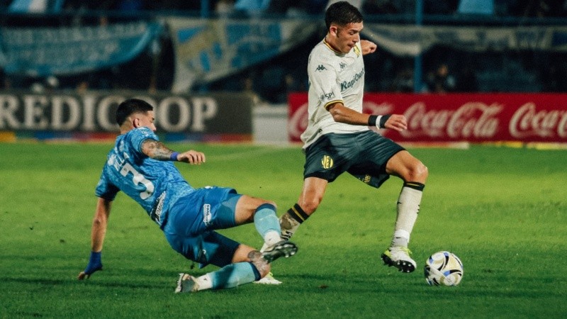 Atlético Tucumán igualó 1-1 con Aldosivi en el estadio Monumental José Fierro.