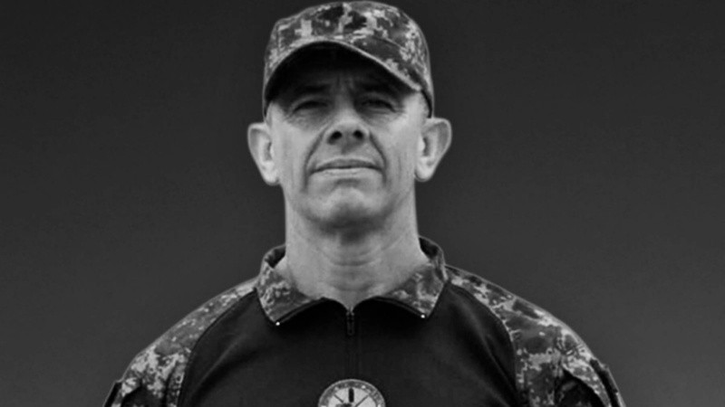 Azabal era policía y profesor de defensa personal en un club.