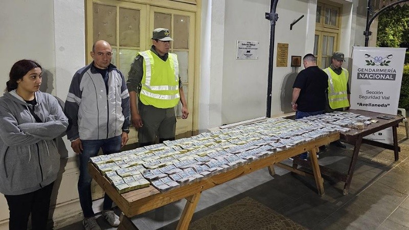 &nbsp;El dinero secuestado. (Fiscales.gob)