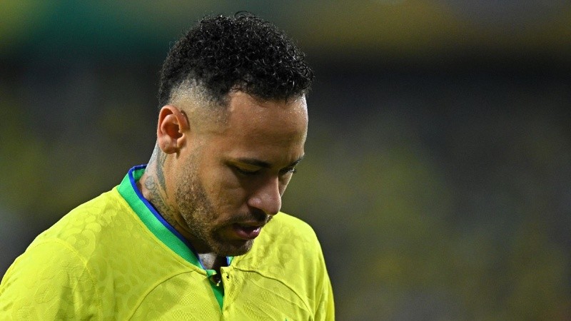 Neymar, con 34 años, la tiene complicada para ir a la próxima Copa del Mundo.
