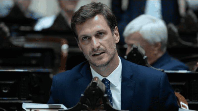 “Es un aire comprimido que compré para el campo”, explicó Sánchez Wrba.