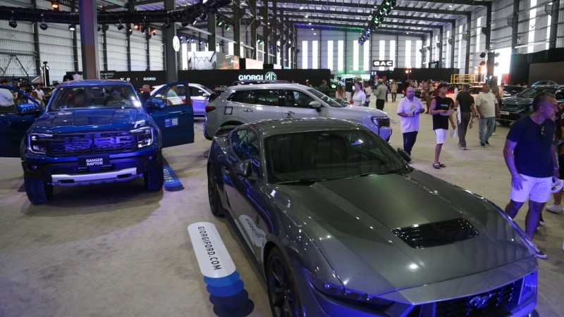 Las imágenes del impresionante Salón del Automóvil en Funes