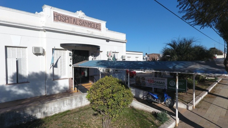 La mujer trabajaba en la guardia del Samco de San José de la Esquina.
