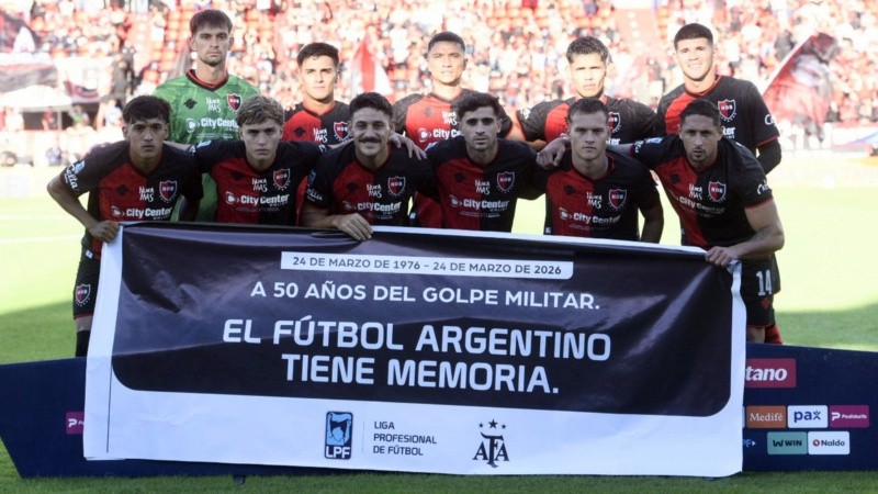 Los titulares de Newell's ante Gimnasia de Mendoza en el Coloso.