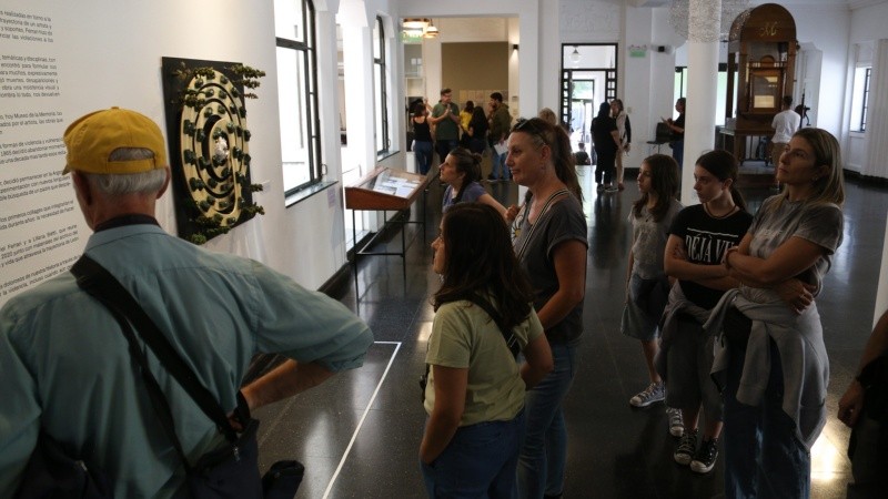 La previa a la marcha en el Museo de la Memoria (Alan Monzón/Rosario3).