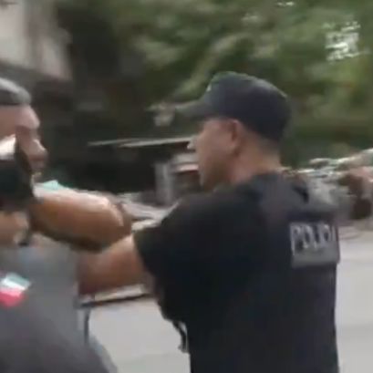 El momento de la agresión al camarógrafo de El Tres