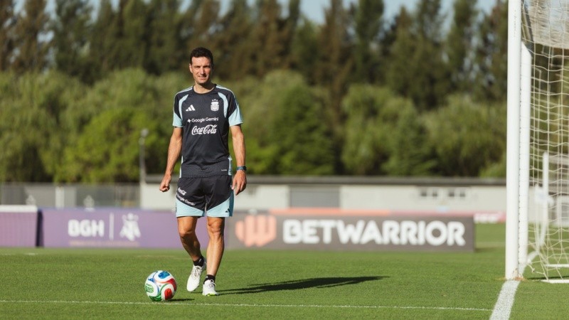 Scaloni valora más el trabajo en Ezeiza que los amistosos ante Mauritania y Zambia