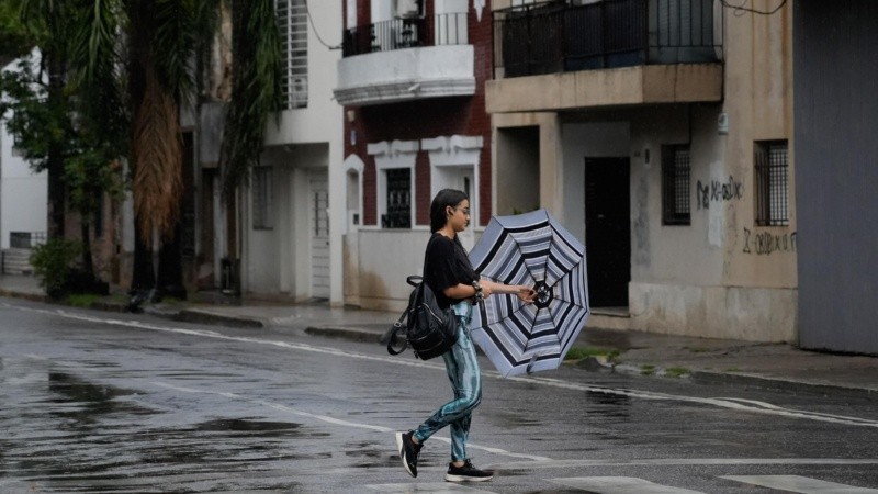El paraguas será una pieza clave para encarar este sábado.