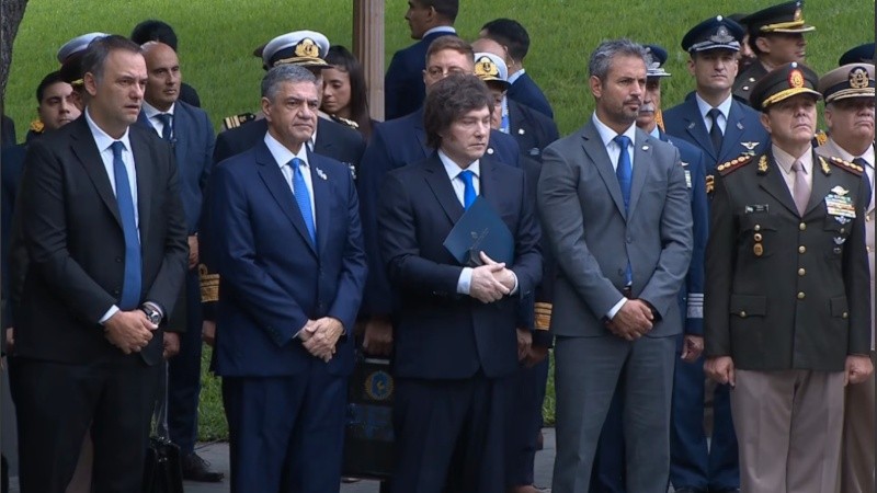 Adorni fue uno de los integrantes del Gabinete presentes en el acto central en Buenos Aires.