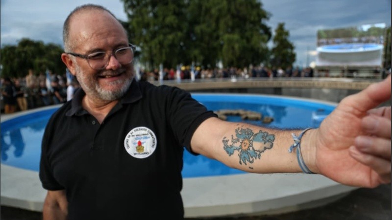 El recuerdo de excombatientes a sus compañeros caídos en Malvinas.