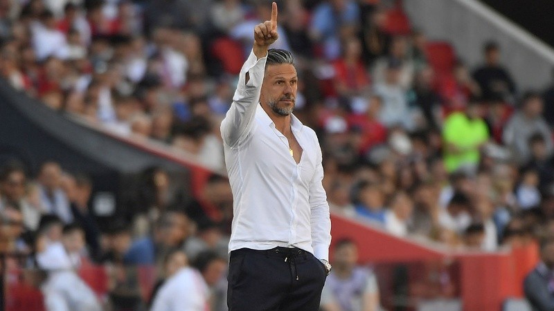 PALMA DE MALLORCA (ISLAS BALEARES), 04/04/2026.- El entrenador del Mallorca, Martín Demichelis, en el banquillo del Real Madrid durante el partido de la jornada 30 de LaLiga EA Sports, que disputan el RCD Mallorca y el Real Madrid este sábado, en Son Moix, Palma de Mallorca. EFE/ Miquel A. Borras