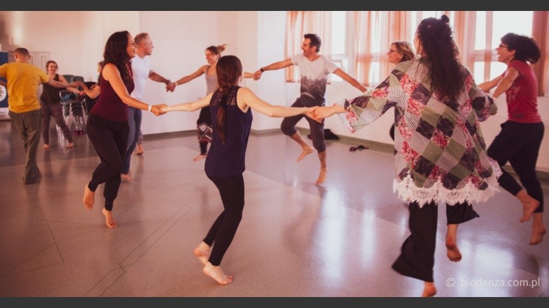 El objetivo es que quienes participan puedan conocer el sistema biodanza a partir de la propia experiencia.