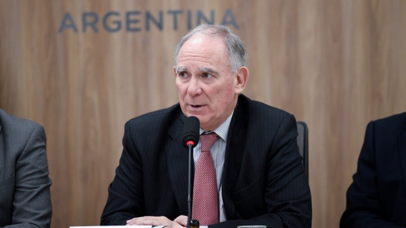 Denunciaron al secretario de Minería por haber modificado la Ley de Glaciares pese a sus vínculos con empresas del sector.