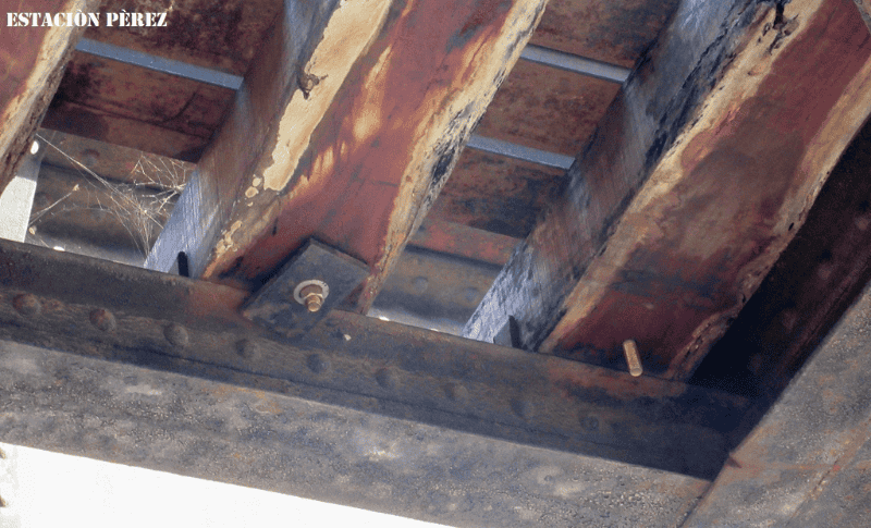 La precaria reparación de 2022, hoy obsoleta.