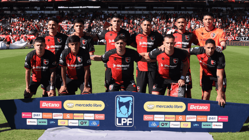 Los titulares de Newell's ante San Lorenzo en el Coloso.