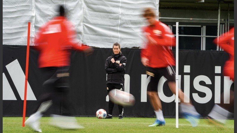 Marie-Louise Eta asumió el cargo de entrenadora del Union Berlin.