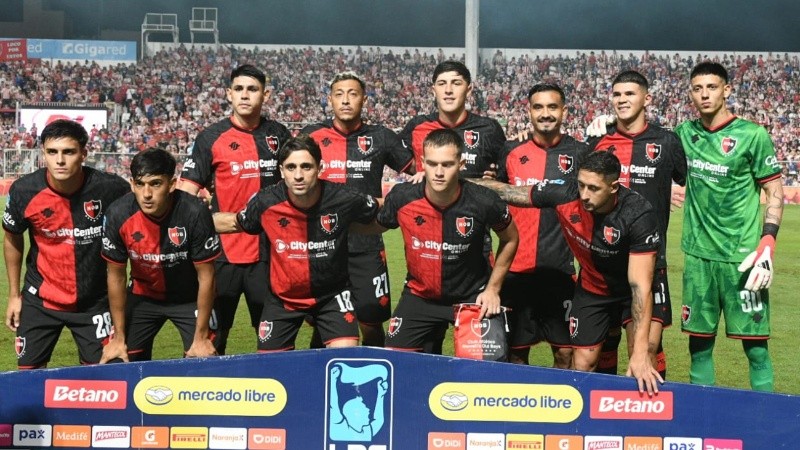 Union de Santa Fe vs Newells Old Boys de Rosario. Fecha 15. Torneo Apertura Liga Profesional.