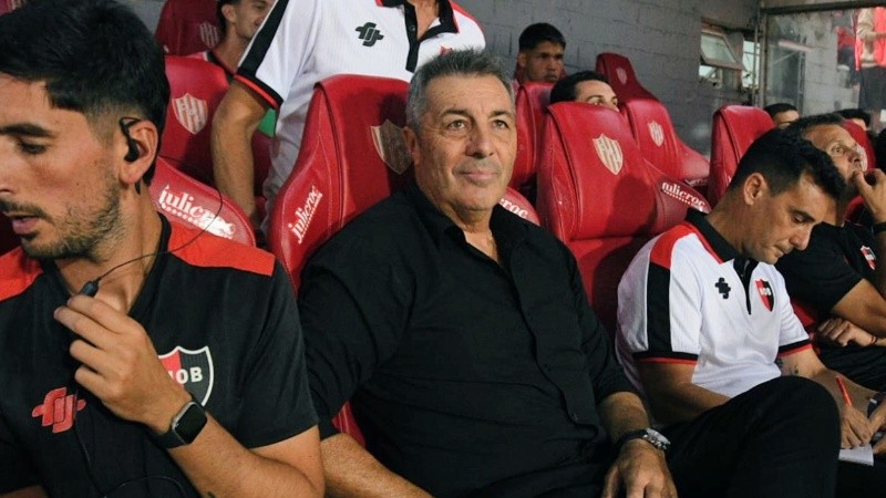 Union de Santa Fe vs Newells Old Boys de Rosario. Fecha 15. Torneo Apertura Liga Profesional.