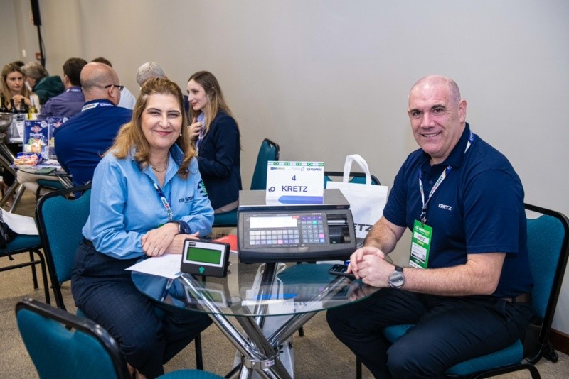 &nbsp;La comitiva de Kretz.