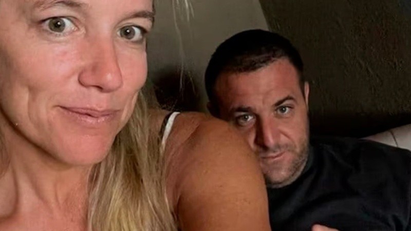 María Florencia Sartirana junto a su pareja, el tesorero de la AFA, Pablo Toviggino.