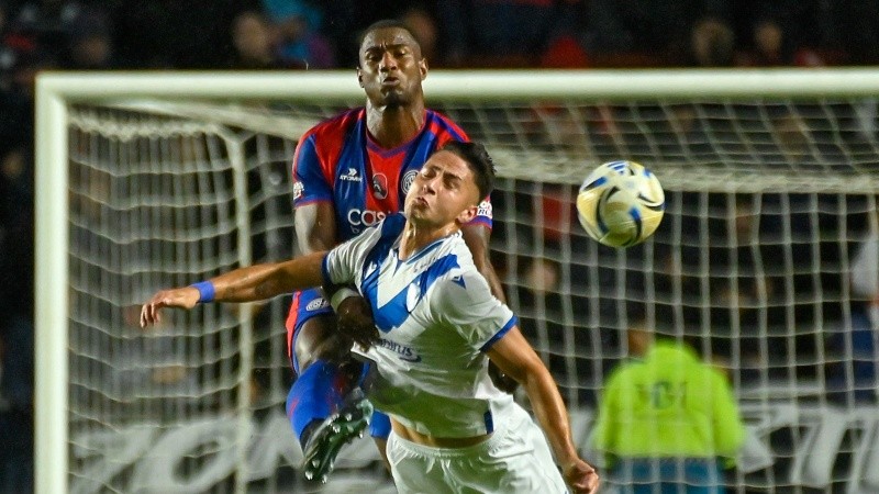 Sin goles en el estadio Pedro Bidegain. (FotoBaires)