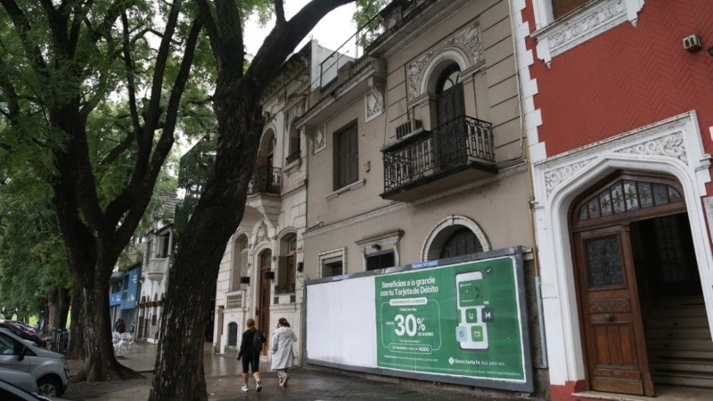 La histórica casa de avenida Belgrano al 500, eje de la polémica
