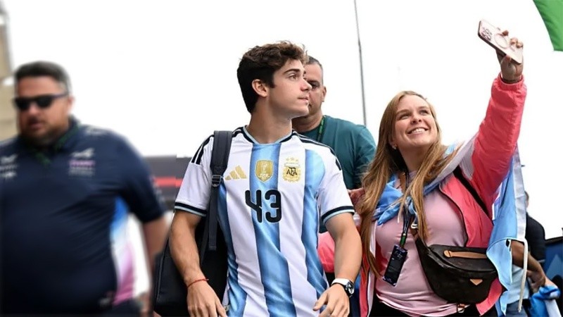 Franco Colapinto prepara su paso por Argentina (EFE).