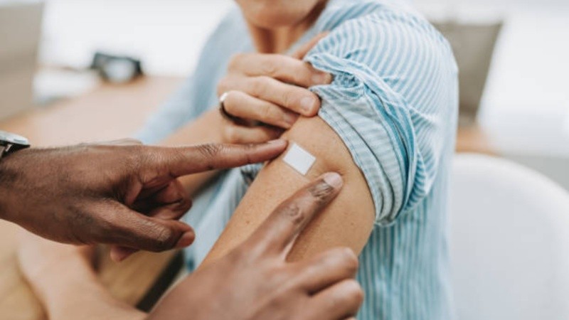 Bajo el lema “tu decisión marca la diferencia”, el foco está puesto en evitar retrocesos en salud pública.