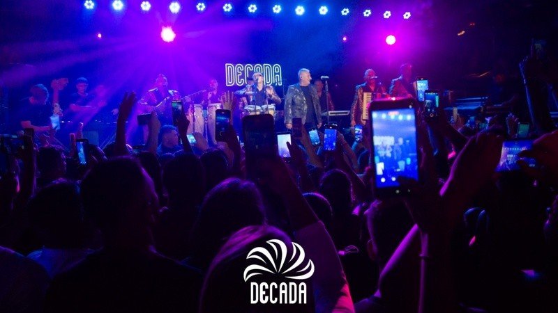 Década celebra con todo sus 35 años