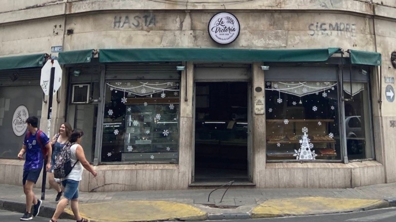 Cerró la panadería de San Juan y Buenos Aires.