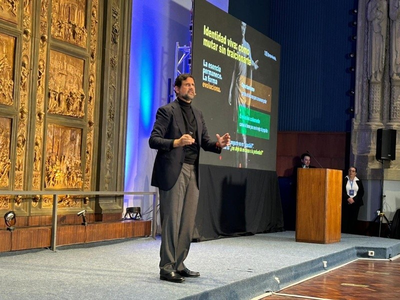 Antonio Sola durante su presentación en la Cumbre de Montevideo&nbsp;