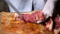 El consumo de carne vacuna cayó cinco kilos por persona durante el último año por la suba de precios.