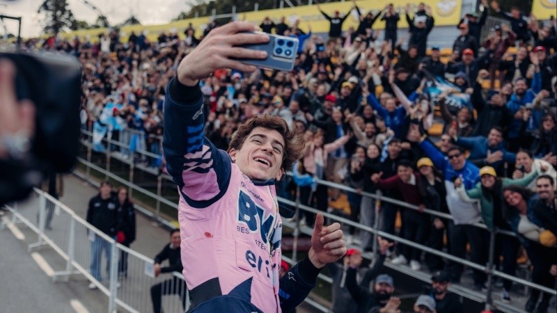 Colapinto fue parte de una exhibición organizada en el barrio de Palermo.