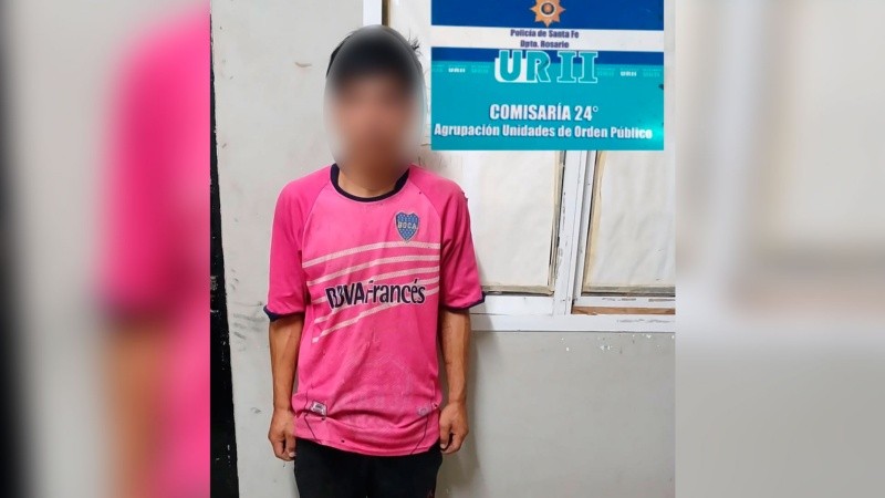 Uno de los detenidos que robó y