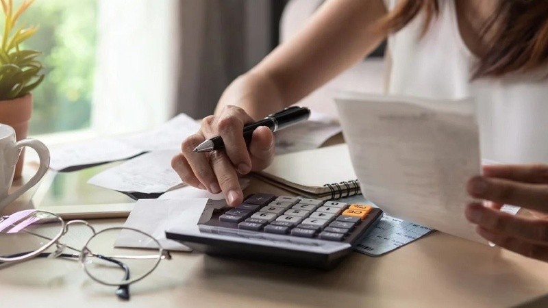 La Provincia lanzó un plan para aliviar las deudas de trabajadores públicos y privados.