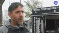 Damián, el dueño del carrito de bulevar Seguí al 3800.