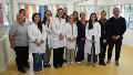 Personal del hospital y funcionaros en una foto grupal a pocas horas de la inauguración.