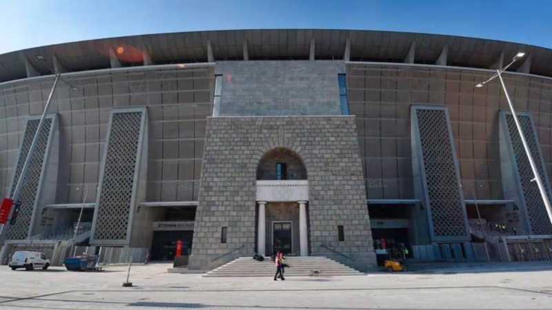 &nbsp;El escenario será el Puskás Aréna de Budapest, para más de 67 mil espectadores. (UEFA)