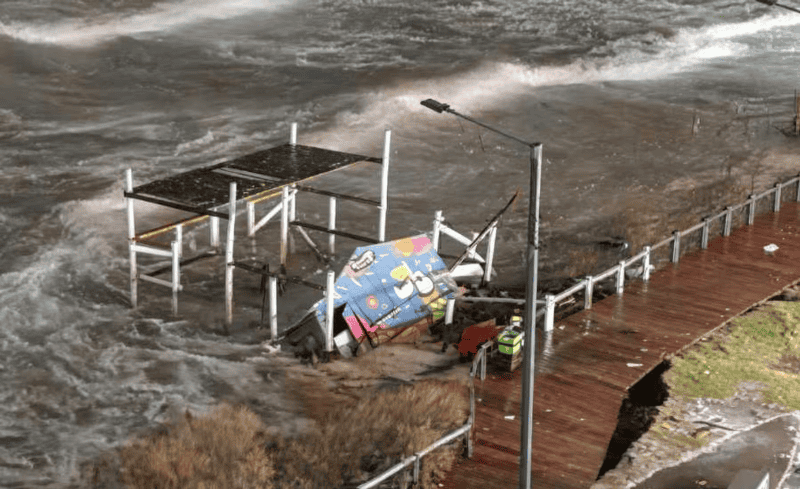 El fenómeno meteorológico destruyó balnearios.&nbsp;