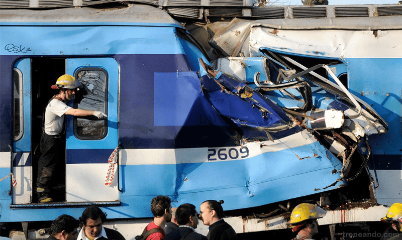 &nbsp;Tragedia de Once, choque de trenes ocurrido el 22 de febrero de 2012, donde murieron 51 personas.