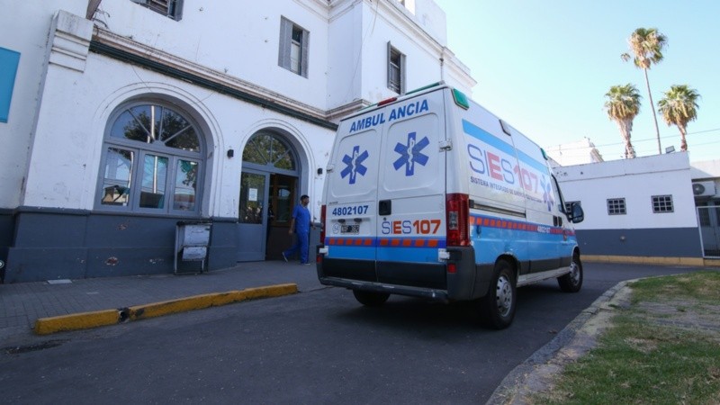 La mujer recibió las primeras asistencias en el Roque Sáenz Peña.