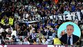 El enfrentamiento tuvo lugar mientras el equipo de Álvaro Arbeloa realizaba el saludo previo al partido.