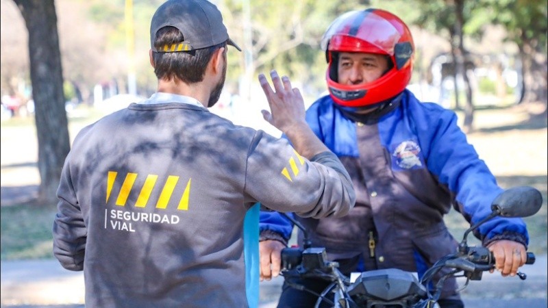El examen para sacar la licencia de conducir motos será más difícil en Santa Fe.