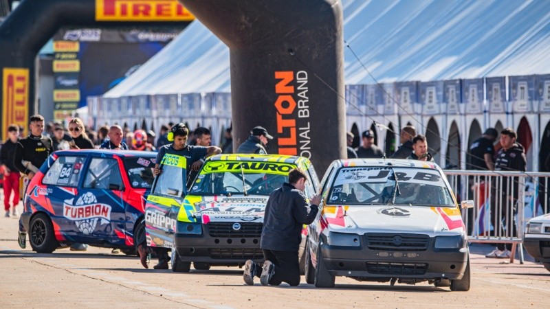 La gran carrera del año del Nuevo Car Show fue una fiesta este fin de semana en San Nicolás