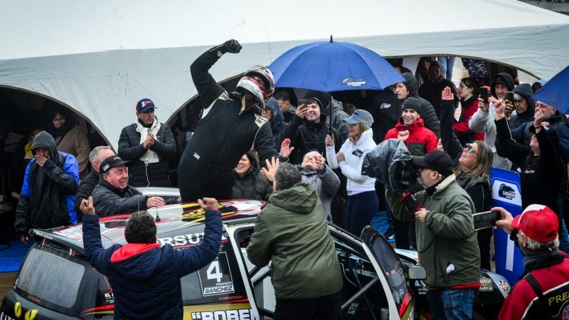 La gran carrera del año del Nuevo Car Show fue una fiesta este fin de semana en San Nicolás